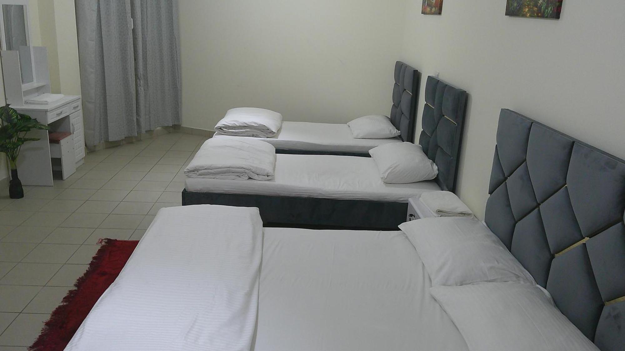 Ruby Star Hostel Dubai F2 Eksteriør billede