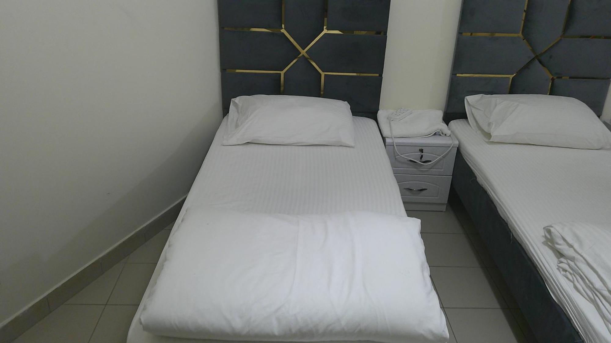 Ruby Star Hostel Dubai F2 Eksteriør billede